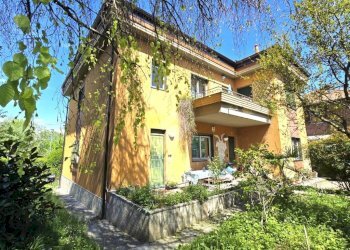 Independent house Via torino, San Mauro Torinese - photo 1