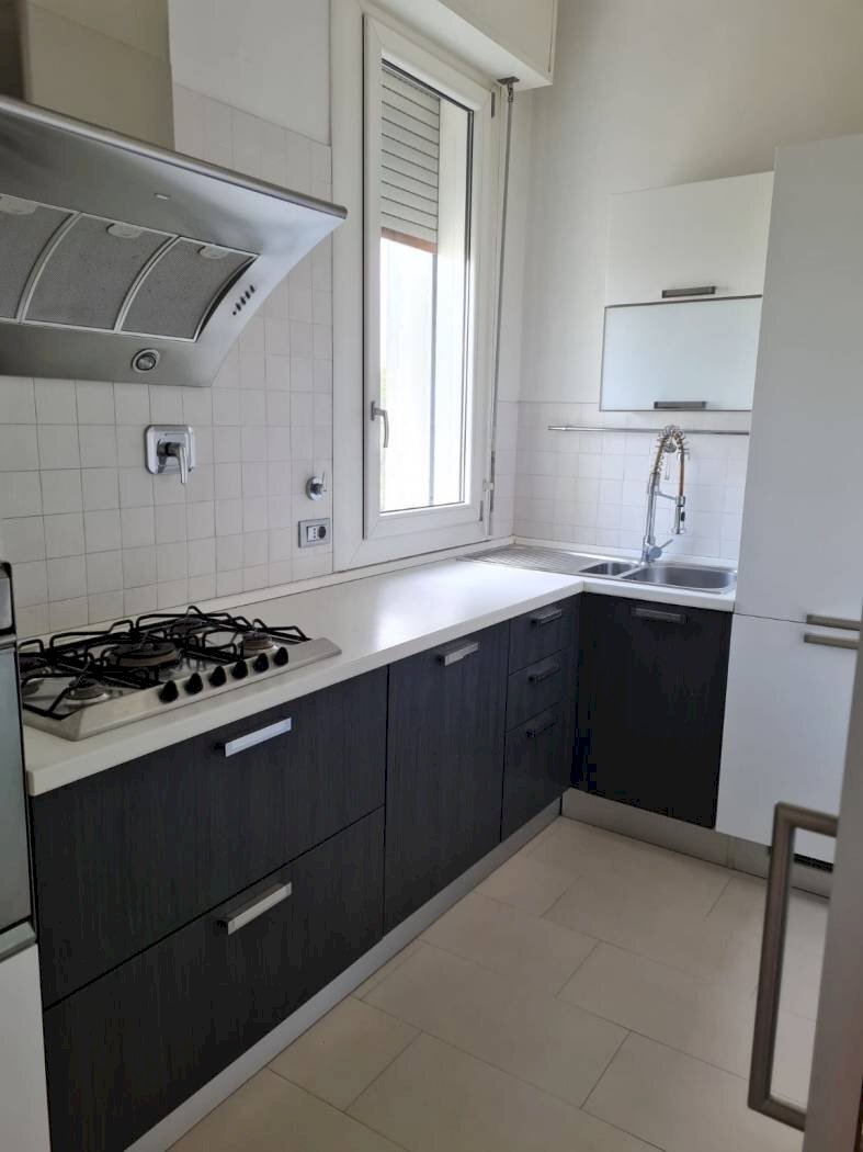 Trilocale Via Caduti della Via Fani, Bologna (zona San Donato) - foto 3