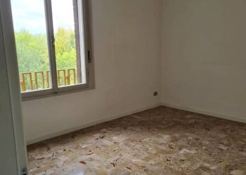 Trilocale Via Caduti della Via Fani, Bologna (zona San Donato) - foto 9