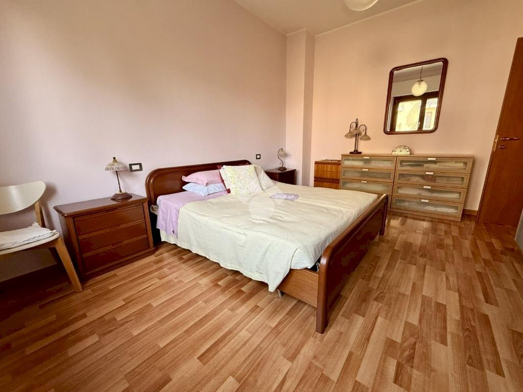 Two-room apartment Via Martiri della Libertà, Abbiategrasso - photo 3