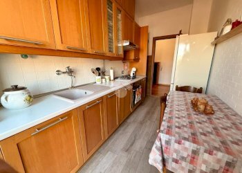 Two-room apartment Via Martiri della Libertà, Abbiategrasso - photo 2