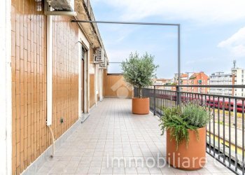 Quadrilocale Via Monte Nevoso, Milano (zona Città Studi) - foto 1