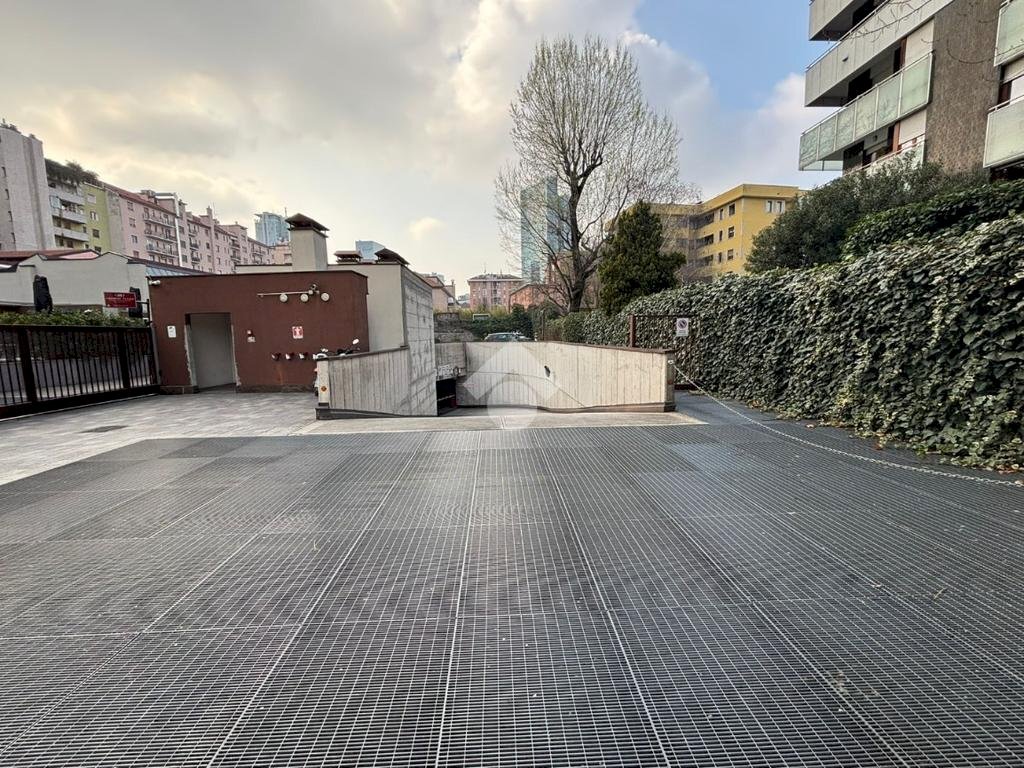 Box Viale Sondrio, Milano - foto 2