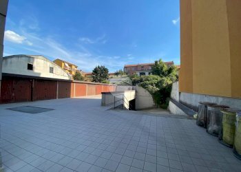 Box Via Terni, Milano (zona Baggio) - foto 4
