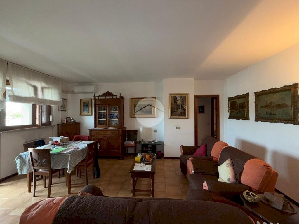 Quadrilocale Via Cascina Bianca, Milano (zona Boffalora) - foto 2