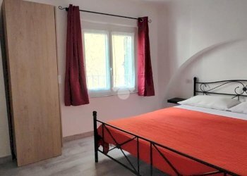 One-room apartment Via S. Giorgio, Genova (neighborhood Centro Storico) - photo 3