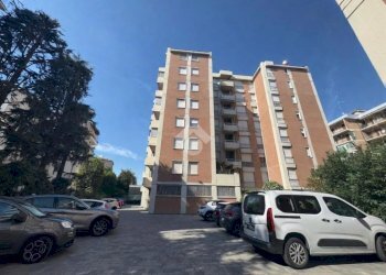 Two-room apartment Viale della cittadella, Modena (neighborhood Circoscrizione 1) - photo 29