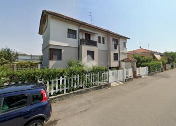 Three-room apartment Via Raffaello Sanzio, Lainate - photo 3