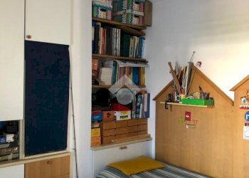 Three-room apartment Via Raffaello Sanzio, Lainate - photo 16