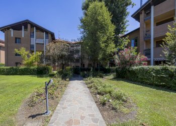 Giardino - Three-room apartment Via Lecco
 
66, Agrate Brianza - photo 1