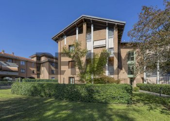 Edificio all\'aperto - Three-room apartment Via Lecco
 
66, Agrate Brianza - photo 2
