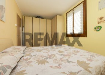 Camera / camera da letto - Three-room apartment Via Lecco
 
66, Agrate Brianza - photo 17