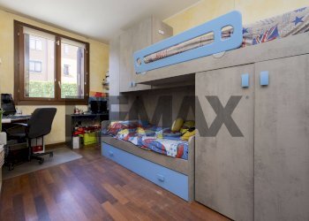 Camera / camera da letto - Three-room apartment Via Lecco
 
66, Agrate Brianza - photo 23
