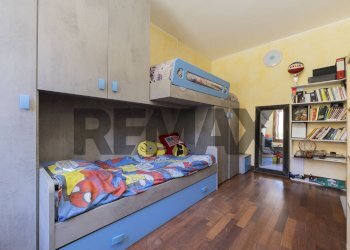 Camera / camera da letto - Three-room apartment Via Lecco
 
66, Agrate Brianza - photo 25