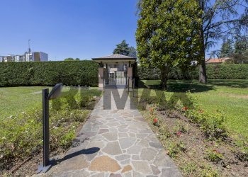 Giardino - Three-room apartment Via Lecco
 
66, Agrate Brianza - photo 29