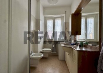 Bagno - Three-room apartment VIA MONTEBELLO
 
5, Varese - photo 9