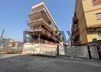 Edificio all\'aperto - Three-room apartment Via Pierluigi da Palestrina
 
12, Ciampino - photo 4