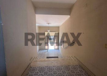Hall / corridoio - Three-room apartment Via Pierluigi da Palestrina
 
12, Ciampino - photo 13