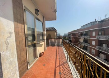 Balcone - Three-room apartment Via Pierluigi da Palestrina
 
12, Ciampino - photo 17