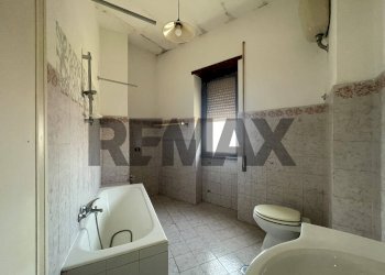 Bagno - Three-room apartment Via Pierluigi da Palestrina
 
12, Ciampino - photo 26
