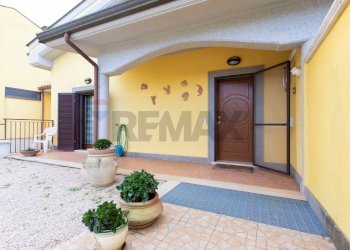 Terrazza - Villa Via Mazzamagna
 
96, Marino - foto 4
