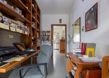 Ufficio - Villa Via Mazzamagna
 
96, Marino - foto 11