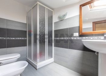 Bagno - Villa Via Mazzamagna
 
96, Marino - foto 21