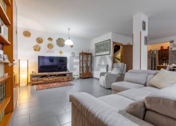 Soggiorno - Villa Via Mazzamagna
 
96, Marino - foto 26