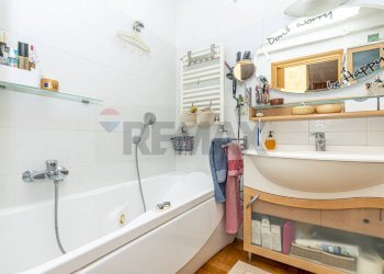 Bagno - Quadrilocale Via dell'oceano Atlantico
47, Roma - foto 3