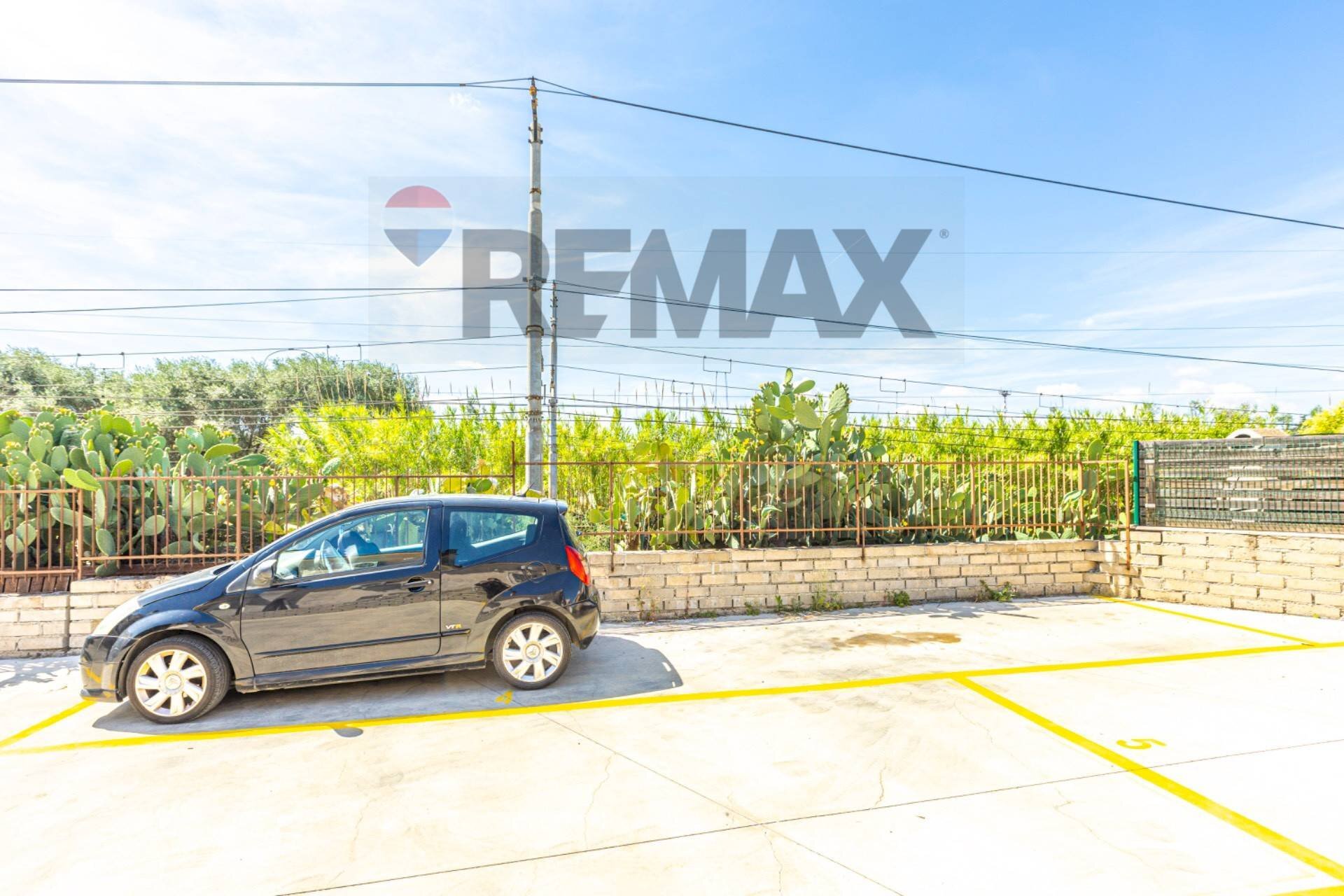 Parcheggio - Three-room apartment VIA UMBERTO MADDALENA
77, Ciampino - photo 3