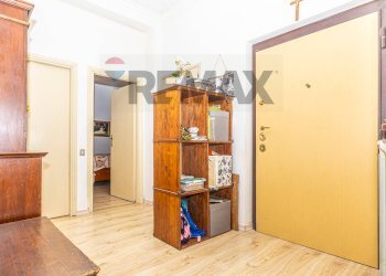 Hall / corridoio - Three-room apartment VIA UMBERTO MADDALENA
 
77, Ciampino - photo 14