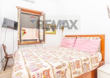 Camera / camera da letto - Three-room apartment VIA UMBERTO MADDALENA
 
77, Ciampino - photo 41