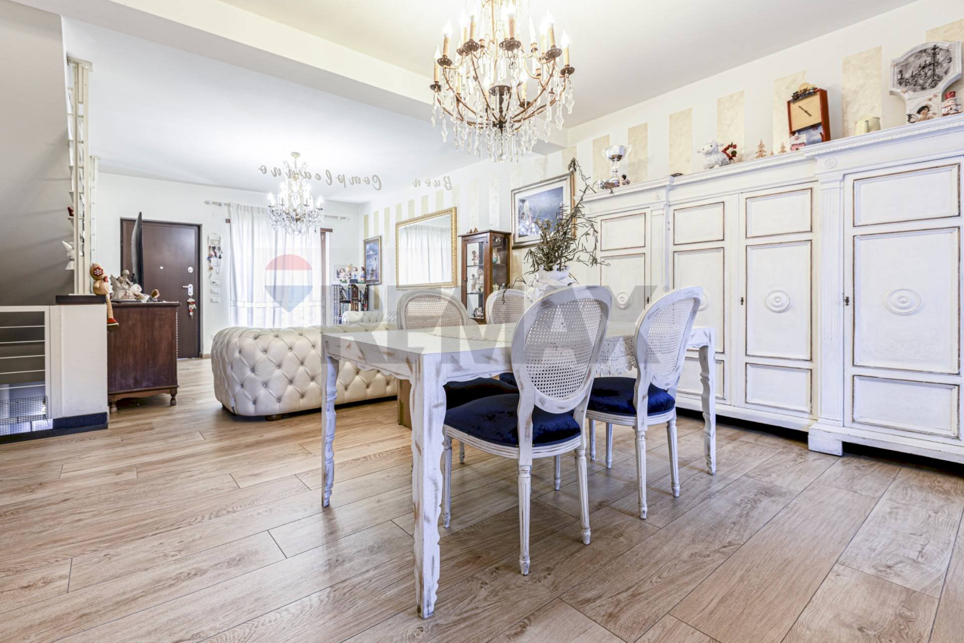 Sala da pranzo - Villa a Schiera Via appia Nuova
995, Roma - foto 3