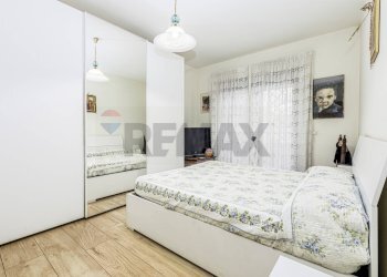 Camera / camera da letto - Villa a Schiera Via appia Nuova
995, Roma - foto 6