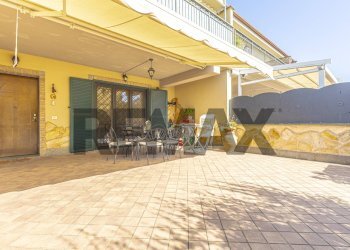 Terrazza - Four-room apartment Via del Fontanile di san matteo
 
10, Frascati - photo 2