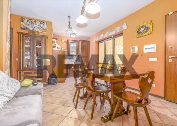 Sala da pranzo - Four-room apartment Via del Fontanile di san matteo
 
10, Frascati - photo 3