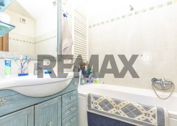 Bagno - Four-room apartment Via del Fontanile di san matteo
 
10, Frascati - photo 17