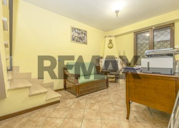 Soggiorno - Four-room apartment Via del Fontanile di san matteo
 
10, Frascati - photo 23