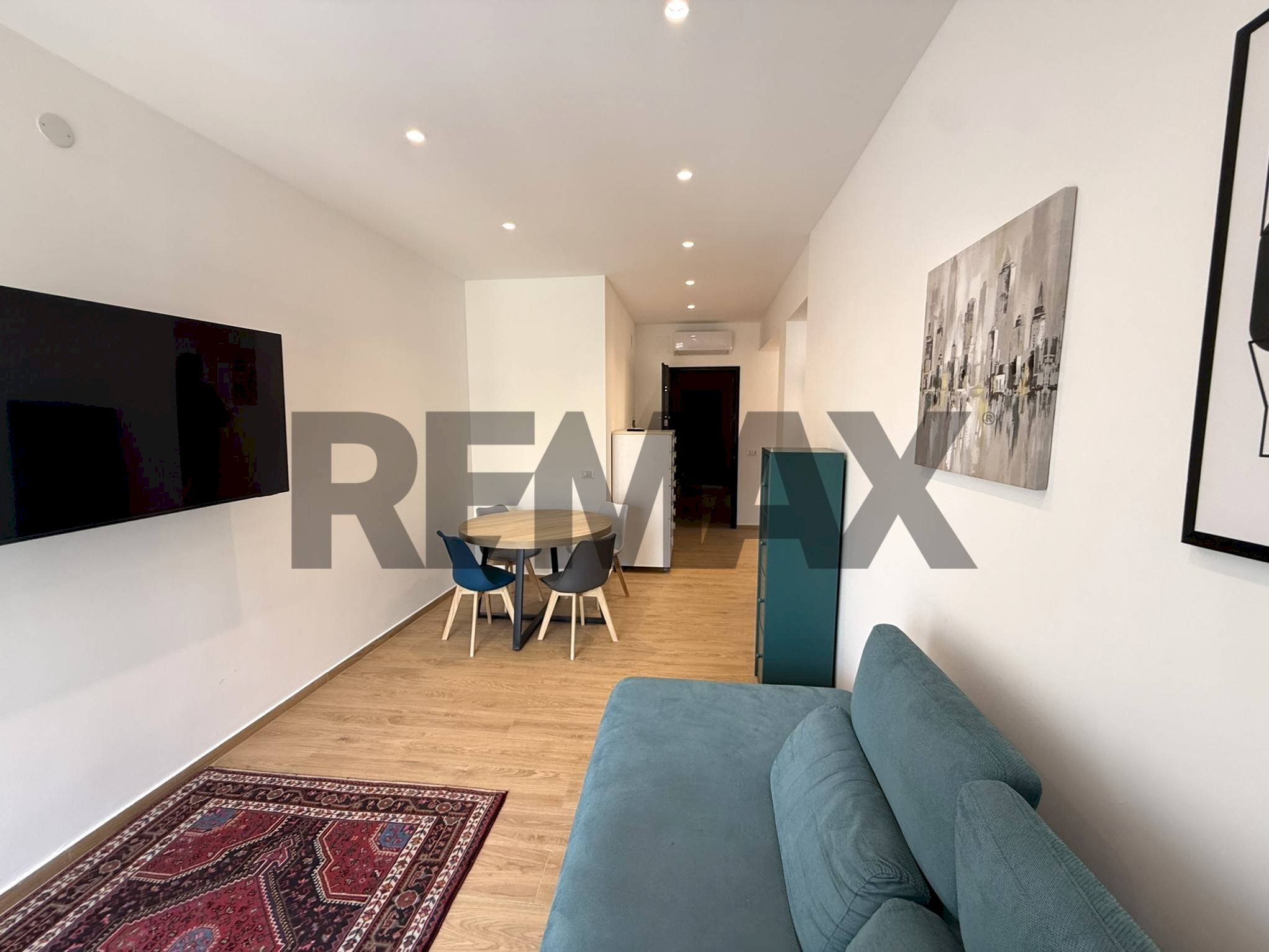 Sala da pranzo - Two-room apartment Largo Villaura
 
11, Palermo - photo 1