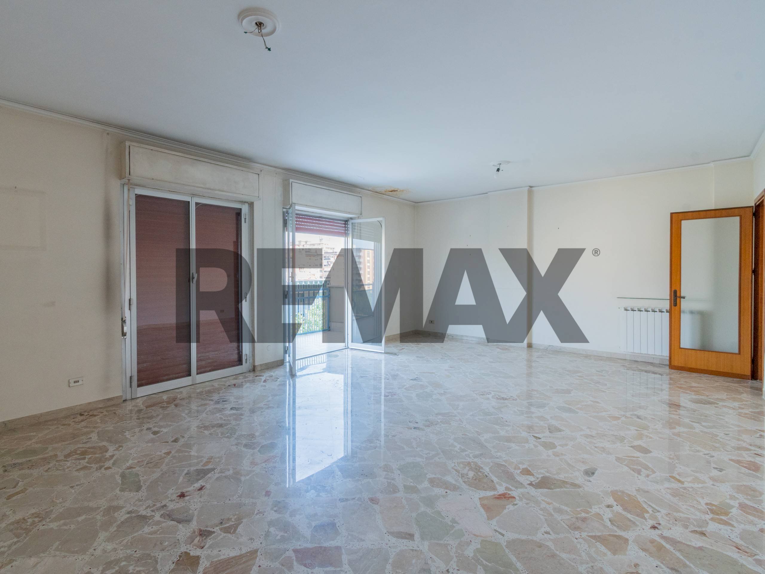 Stanza vuota - Appartamento VIALE STRASBURGO
40, Palermo - foto 2