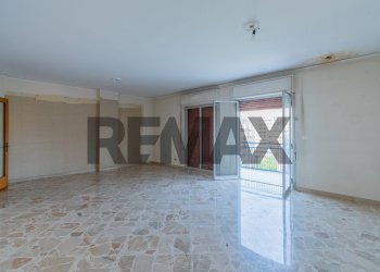 Stanza vuota - Appartamento VIALE STRASBURGO
 
40, Palermo - foto 6