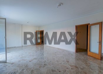 Stanza vuota - Appartamento VIALE STRASBURGO
 
40, Palermo - foto 48