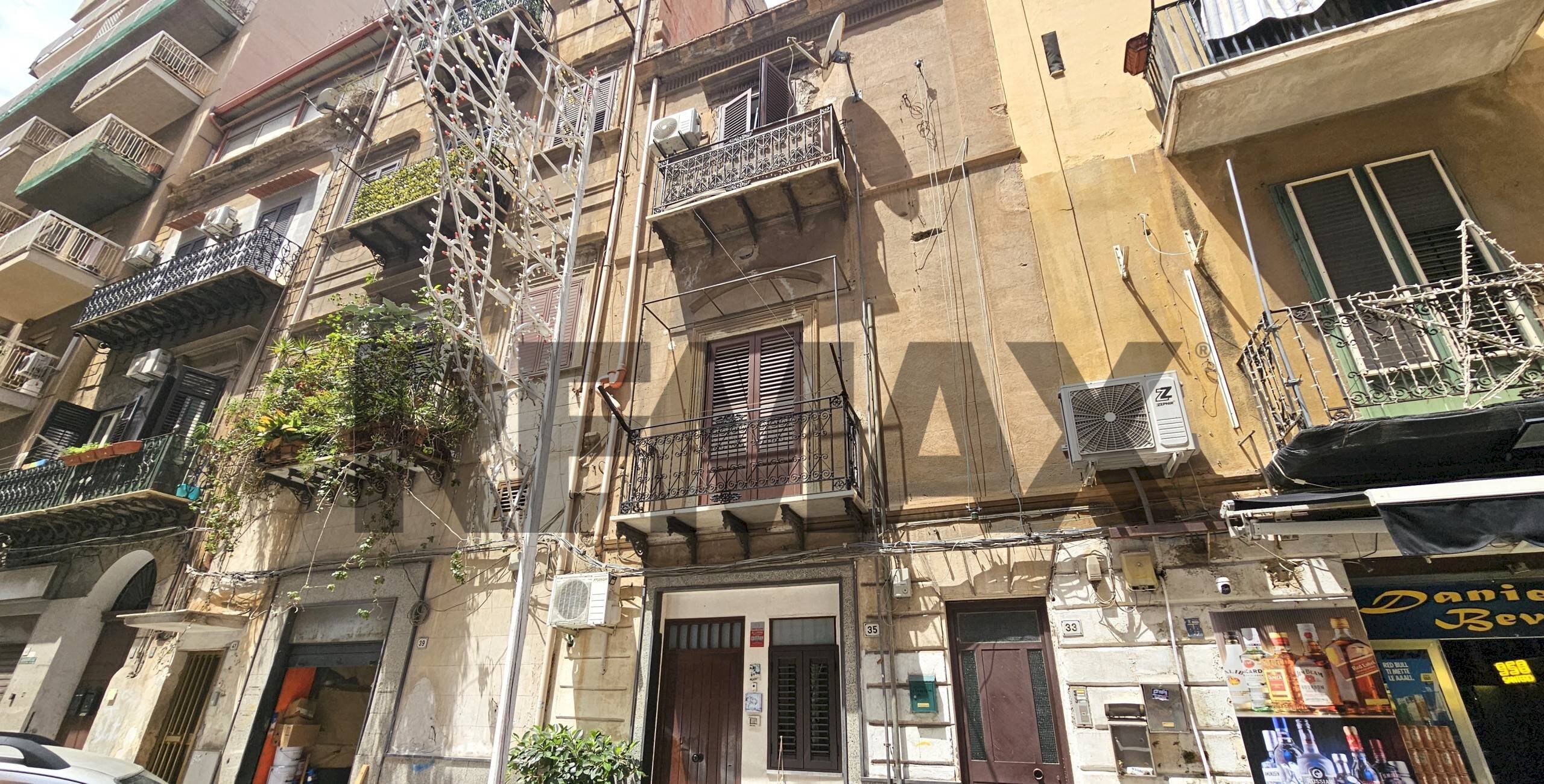 Edificio all\'aperto - Bilocale Via Domenico Scina'
 
33, Palermo - foto 1