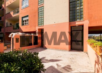 Edificio all\'aperto - Quadrilocale Via Giuseppe Antonio Borgese
 
21, Catania - foto 22