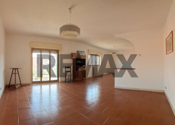 Stanza vuota - Appartamento Via Alcide De Gasperi
 
9, Paterno - foto 28