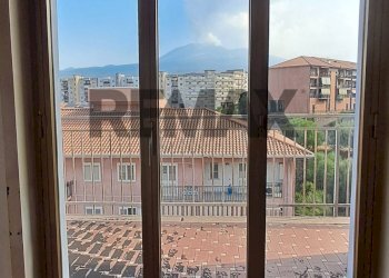 Balcone - Appartamento Via Alcide De Gasperi
 
9, Paterno - foto 35