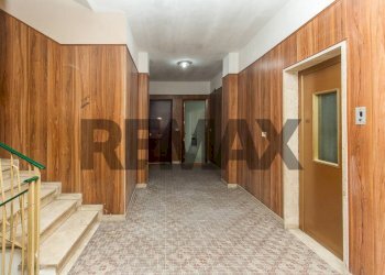 Hall / corridoio - Office Via Fasano
20, Gravina di Catania - photo 8