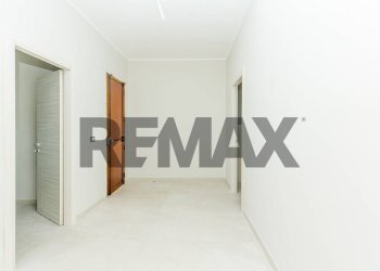 Hall / corridoio - Office Via Fasano
20, Gravina di Catania - photo 9