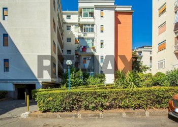 Edificio all\'aperto - Office Via Fasano
20, Gravina di Catania - photo 36