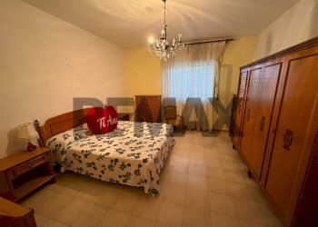 Camera / camera da letto - Three-room apartment Via Giuseppe Verdi
 
3, Caltagirone - photo 4